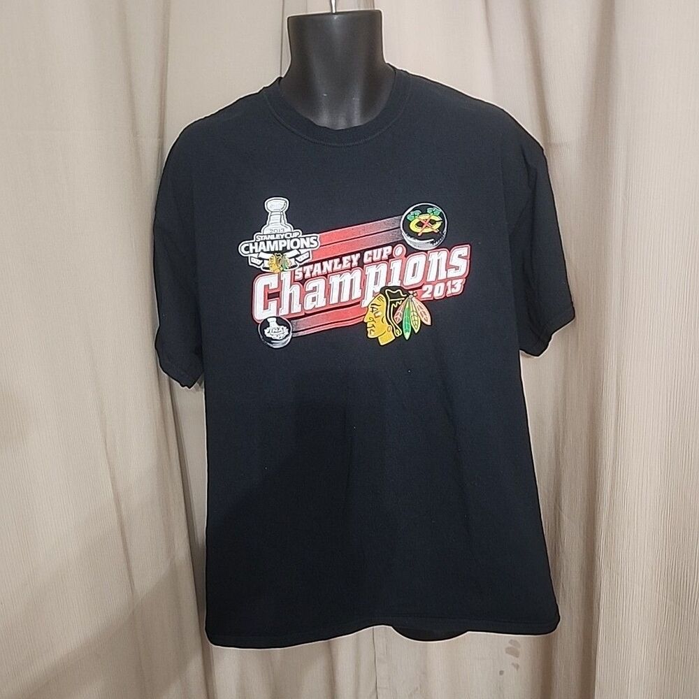 T-Shirt Chicago Blackhawks 2013 Stanley Cup Champions Gildan Cotton XL